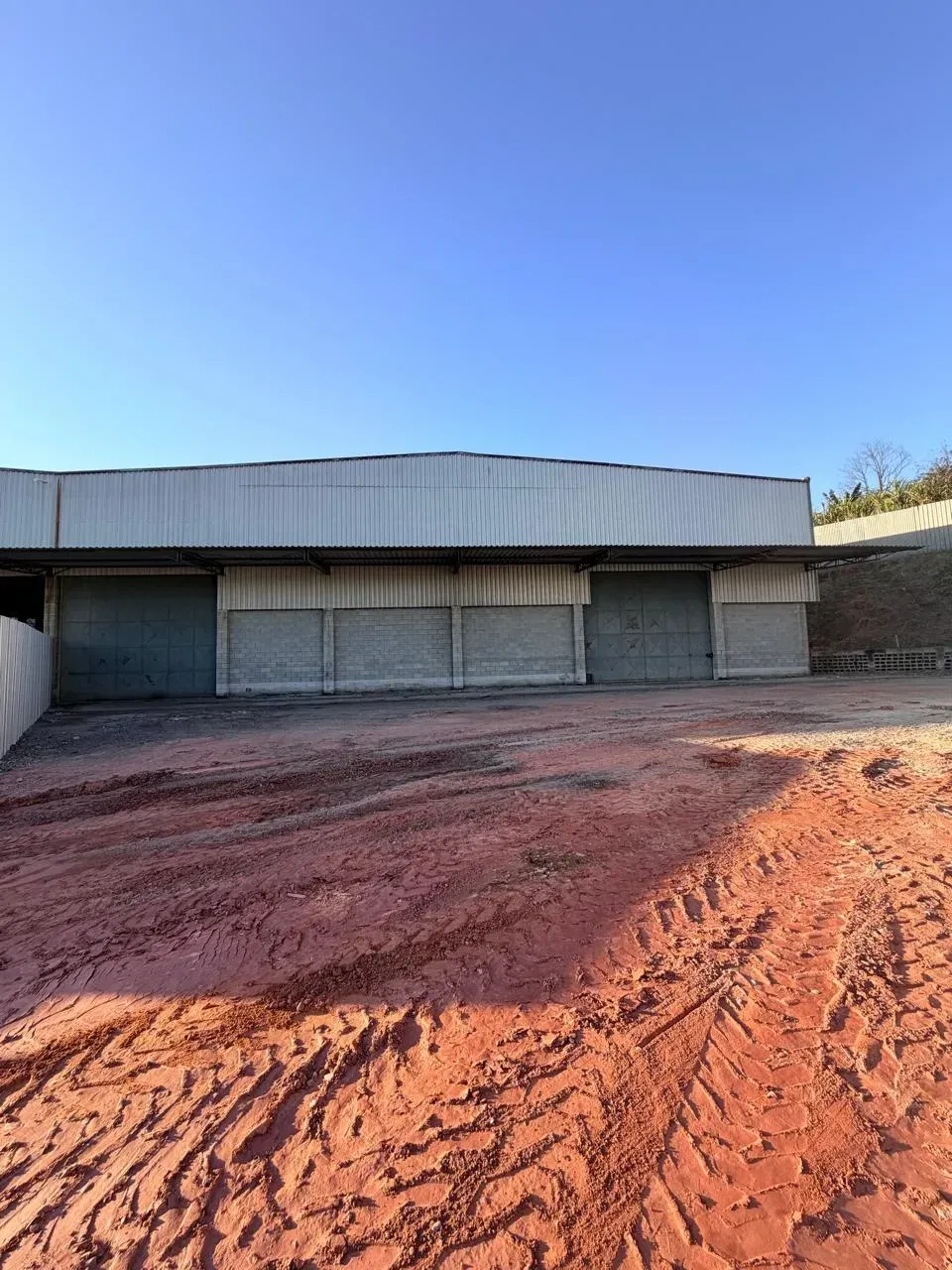 Imagem Galpão à Venda ou Locação, 3.500 m² em Parque São Pedro - Itaquaquecetuba