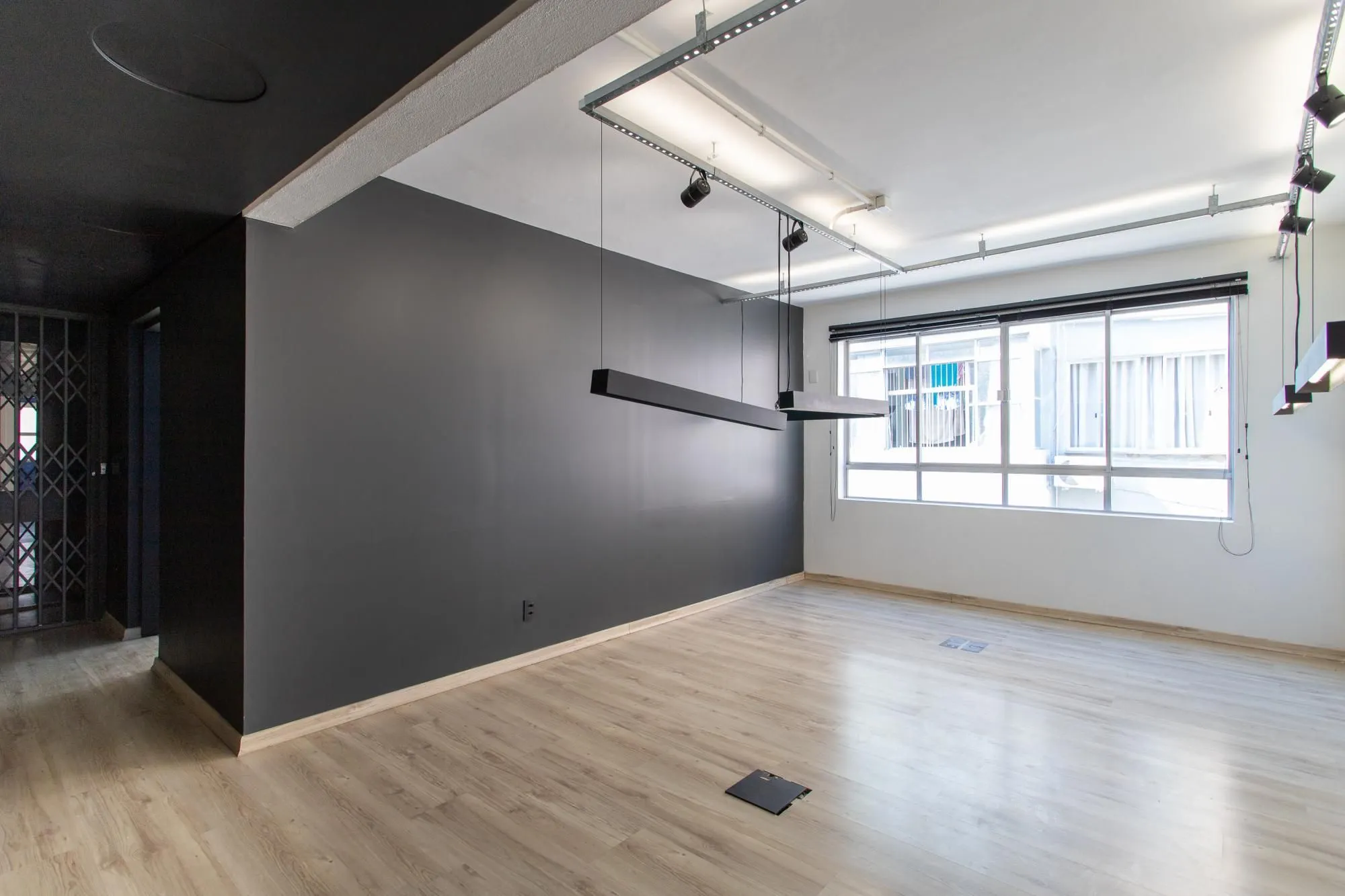 Imagem Andar inteiro de 214 m²