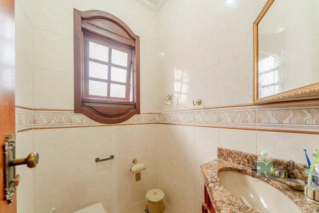 Imagem Casa para Venda - 646m², 4 dormitórios, sendo 2 suites, 4 vagas - Jardim Isabel