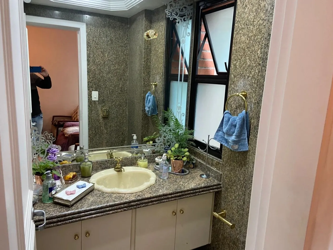 Imagem Apartamento para Venda em São Paulo, Pacaembu, 3 dormitórios, 3 suítes, 4 banheiros, 4 vagas