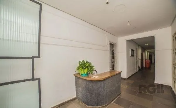 Imagem Apartamento de 2 dormitórios no bairro Cidade Baixa
