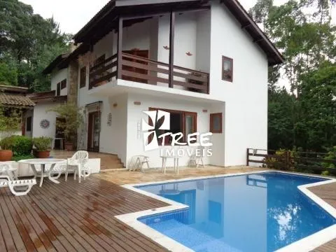 Imagem VENDA DE CASA NO CONDOMÍNIO NOVO HORIZONTE, EM ARUJÁ/SP, semi mobiliada com 3 quartos, suíte c/ hidro, piscina, churrasqueira e 4 vagas. CONSULTE-NOS
