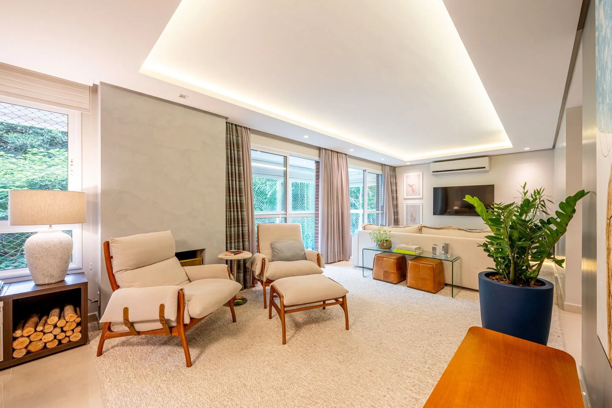 Apartamento 3 dormitórios, sendo 3 suítes e 3 vagas