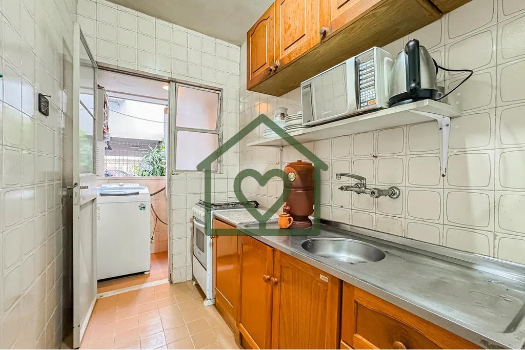 Imagem Apartamento térreo de 1 dormitório com vaga de garagem coberta no Bairro Petrópolis, área total ...