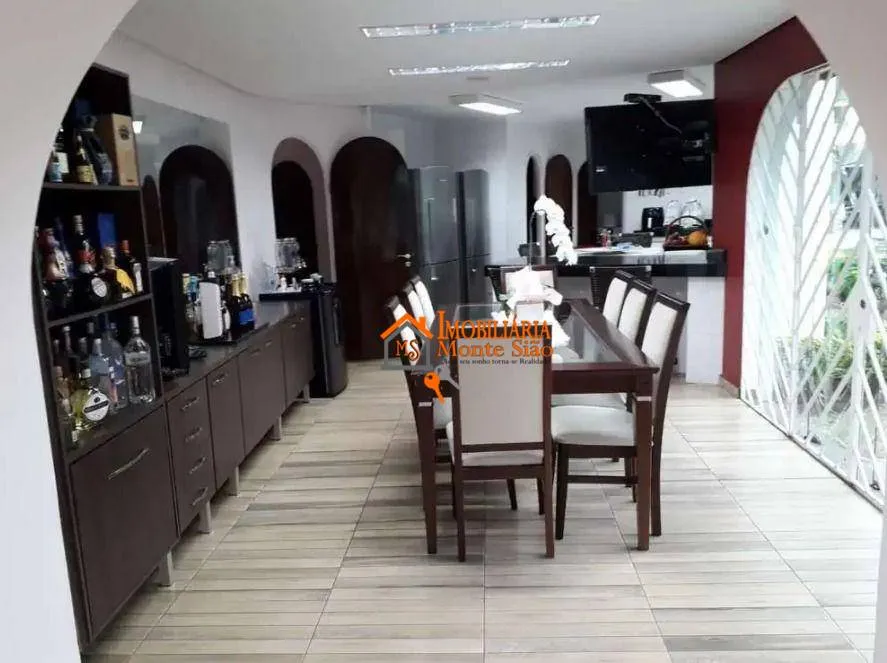 Imagem Sobrado com 5 dormitórios à venda, 492 m² por R$ 4.770.000 - Maia - Guarulhos/SP