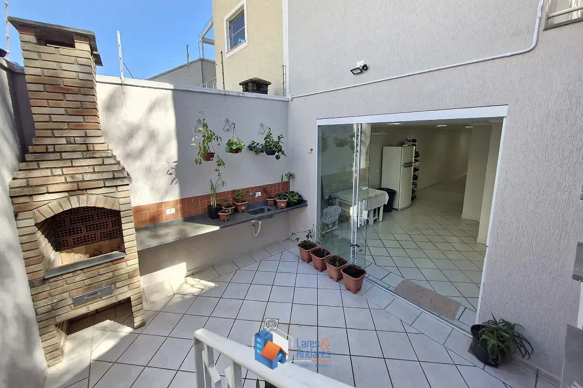 Imagem Sobrado para venda em Tucuruvi com 3 quartos, sendo 3 suítes, 234m²