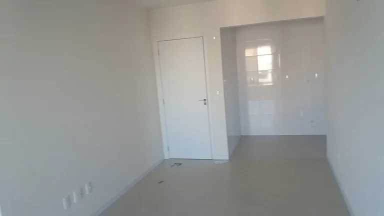 Imagem Apartamento com 2 Quartos à Venda, 68 m² em Centro - Criciúma