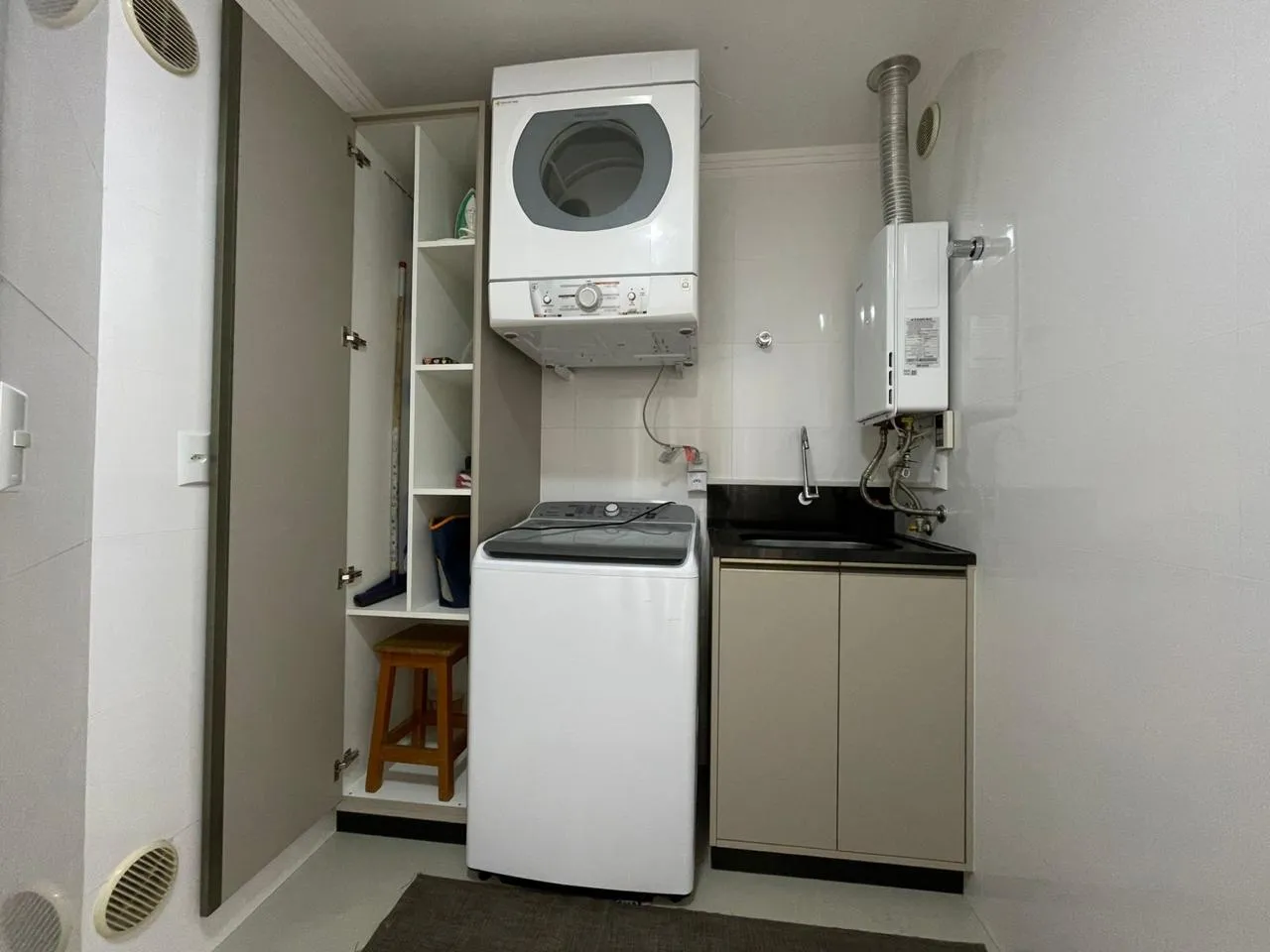 Imagem Apartamento com vista para o mar à venda com 225.09m2 por R$ 5.000.000,00