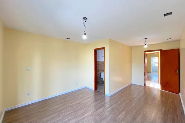 Imagem Casa para venda no bairro Hípica em Porto Alegre