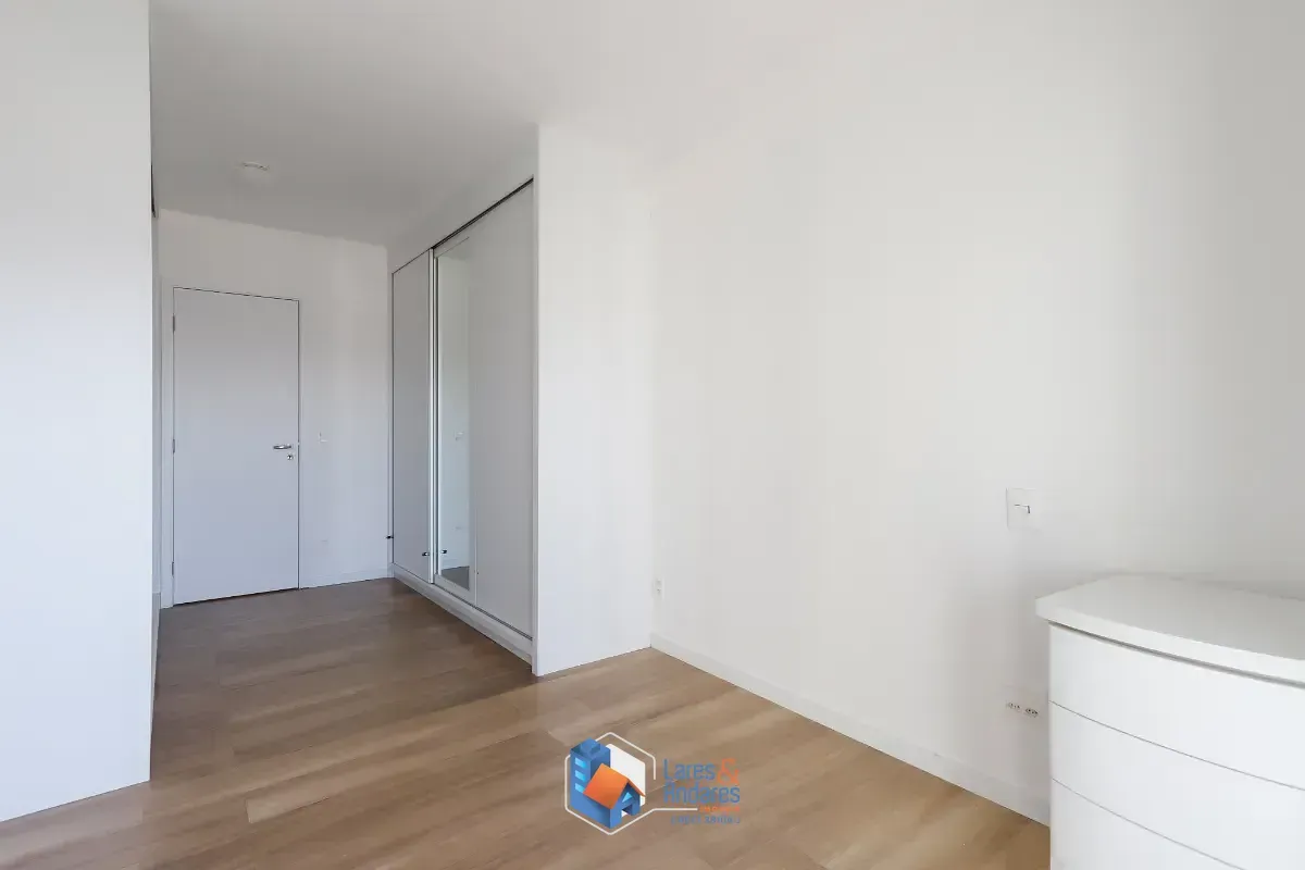 Imagem Apartamento para venda em Vila Anastácio com 3 quartos, sendo 3 suítes, 136m²