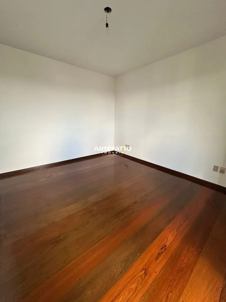 Imagem Cobertura Duplex no Centro, em Franca, com 412m2 e 3 suítes