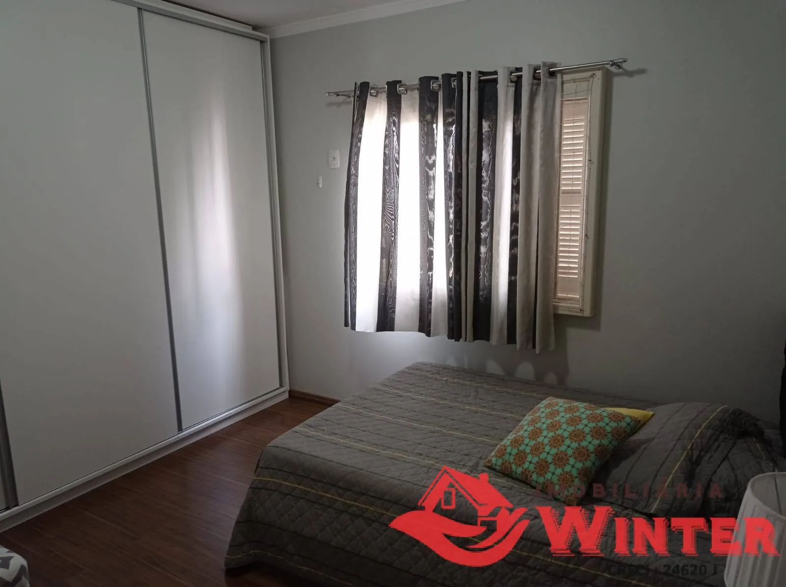 Imagem Cobertura duplex com móveis sob medida na cidade de Feliz.
