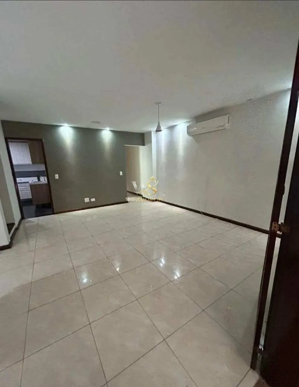 Imagem Casa à venda em Rio de Janeiro, Recreio dos Bandeirantes, com 4 quartos