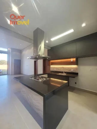 Imagem Casa em condomínio de luxo no Quinta da Primavera, Ribeirão Preto-SP 3 quartos, 3 suítes, 2 salas, 4 banheiros, 4 vagas 155 m² Visite agora! Quer Imóvel Negócios Imobiliários.