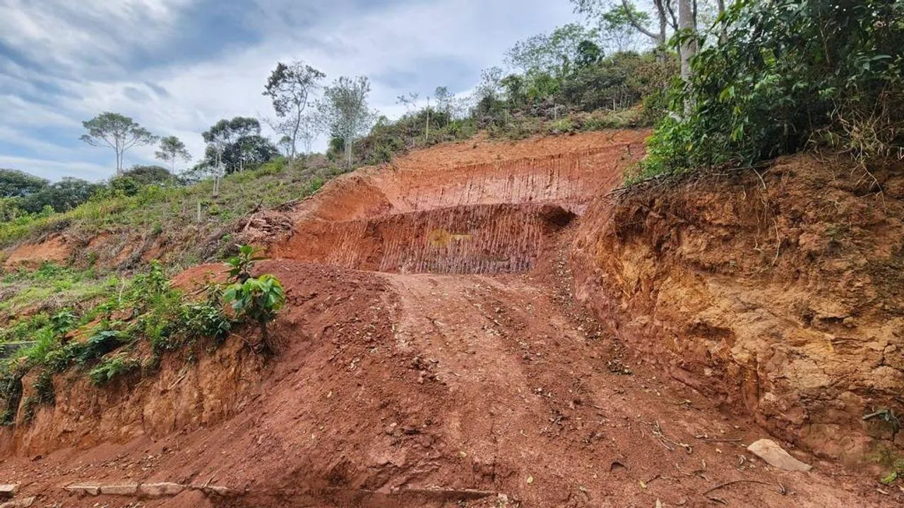 Imagem Terreno para Venda em Teresópolis / RJ no bairro Prata