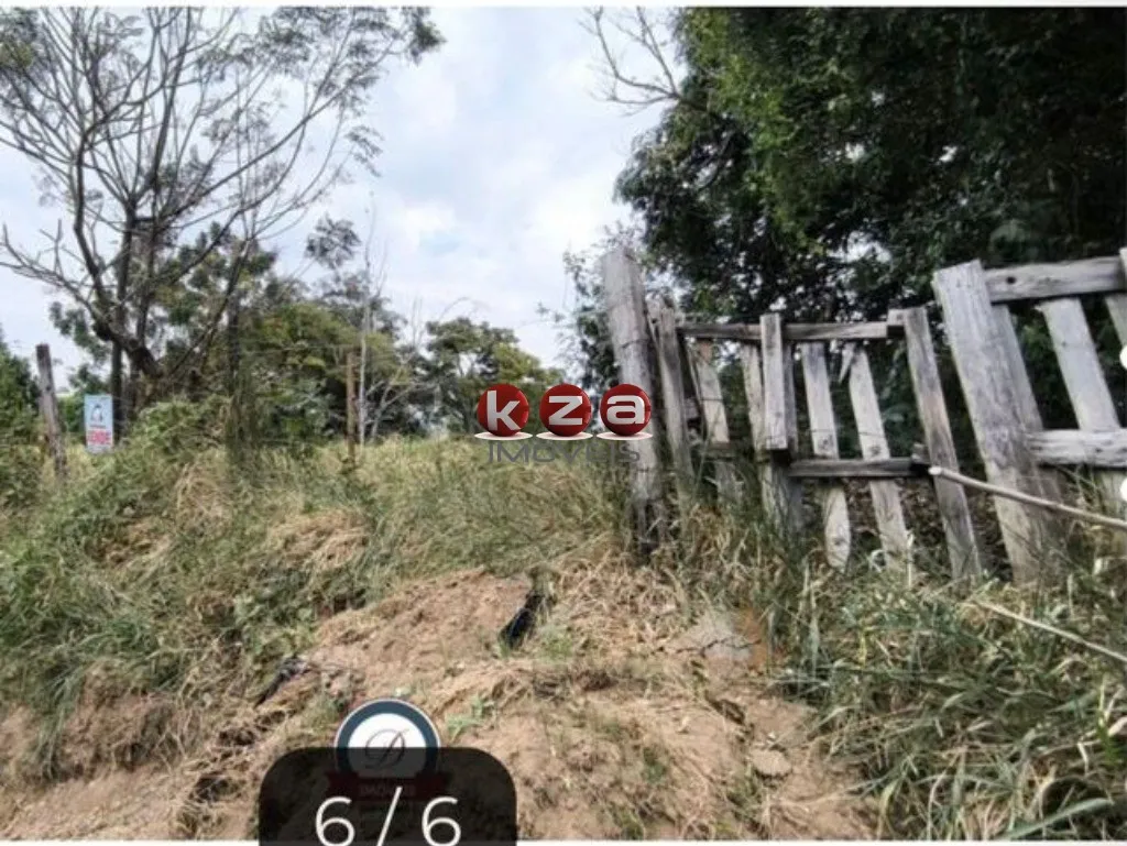 Imagem Sítio à venda em Campinas-SP, Chácara de Recreio Santa Fé, na rodovia, divisa com Hortolândia, com pequena casa e 9.356 m² de área plana.