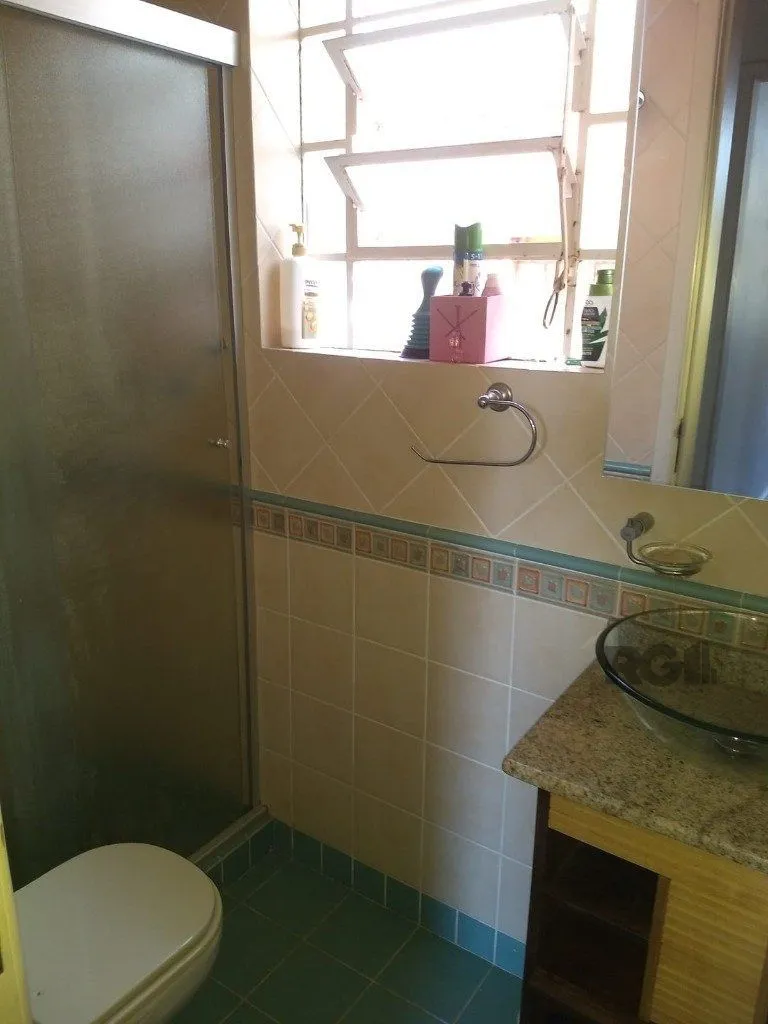 Imagem Casa de 168m² - 3 dormitórios, 3 vagas no bairro Nonoai