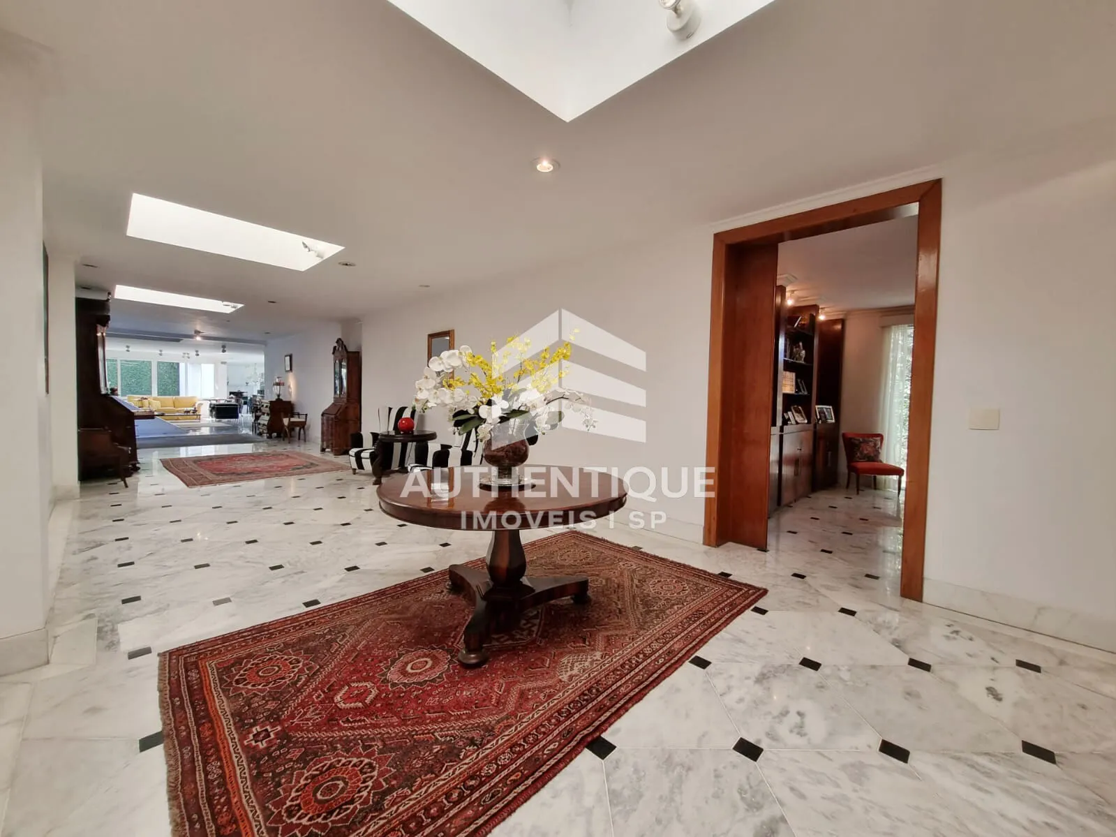 Imagem Casa Alto Padrão no bairro Planalto Paulista à venda
