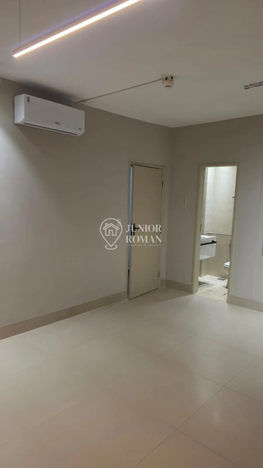 Imagem SALA COMERCIAL NO CENTRO l PRAÇA DAS CORUJAS - BARREIRAS/BA