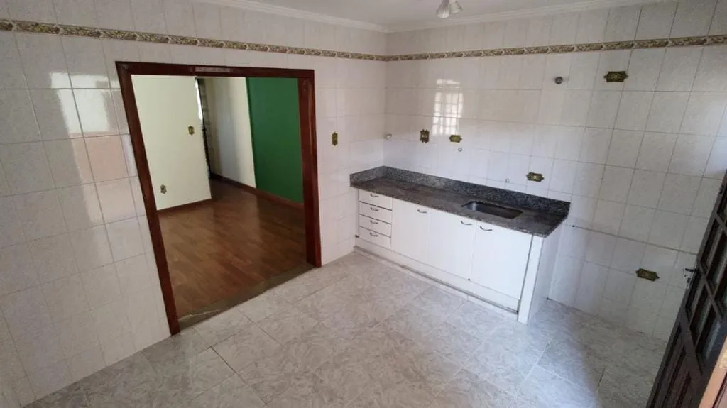 Imagem Casa à venda 3 Quartos, 2 Vagas, 125M², Vila São Geraldo, Taubaté - SP
