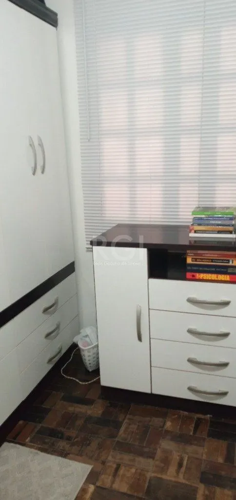 Imagem Casa para Venda - 95m², 2 dormitórios, 3 vagas - Teresópolis
