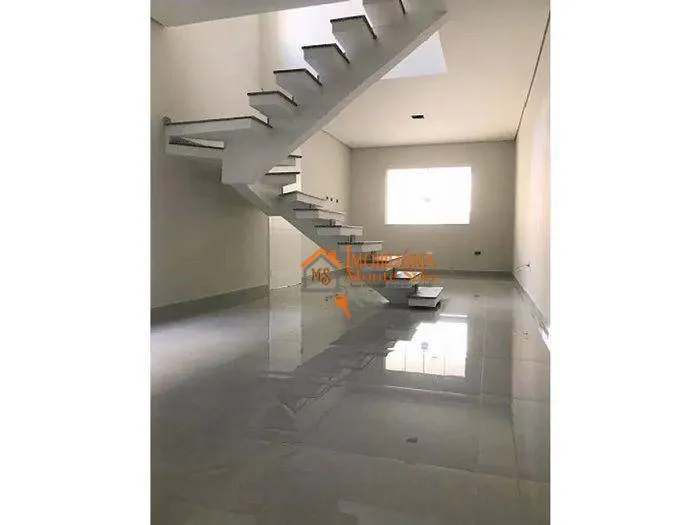 Imagem Sobrado com 3 dormitórios à venda, 157 m² por R$ 1.250.000,00 - Vila Milton - Guarulhos/SP
