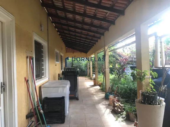 Imagem CASA NA LAJE 3 SUÍTES COND. FECHADO NO JOCKEY RUA 01 VICENTE PIRES TERRENO DE 875M²
