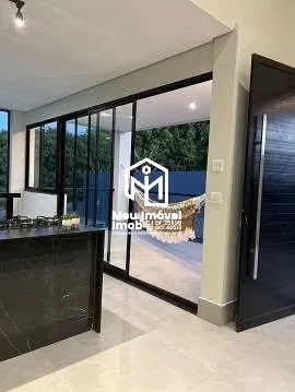 Imagem Casa 3 Quartos 3 Suítes 4 Vagas 600 m² Cessão Arniqueiras