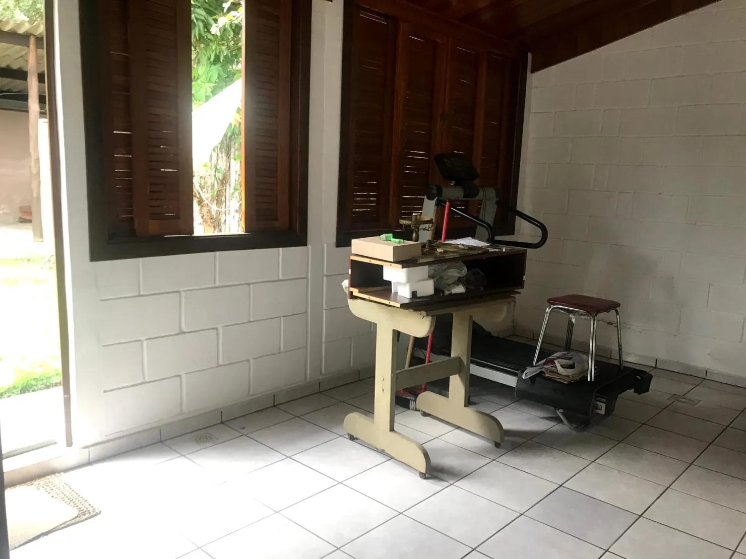 Imagem Casa à venda 2 Quartos, 5 Vagas, 250M², Conjunto Residencial Araretama, Pindamonhangaba - SP