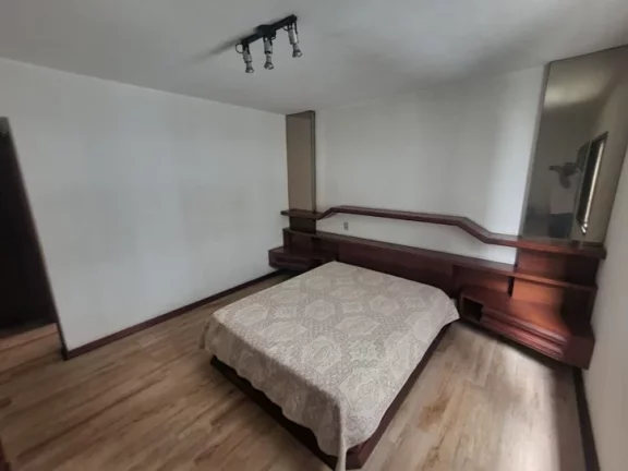 Imagem Apartamento Boqueirão 1 Quadra da praia com 3 dormitórios à venda, 246 m²Boqueirão - Santos/SP
