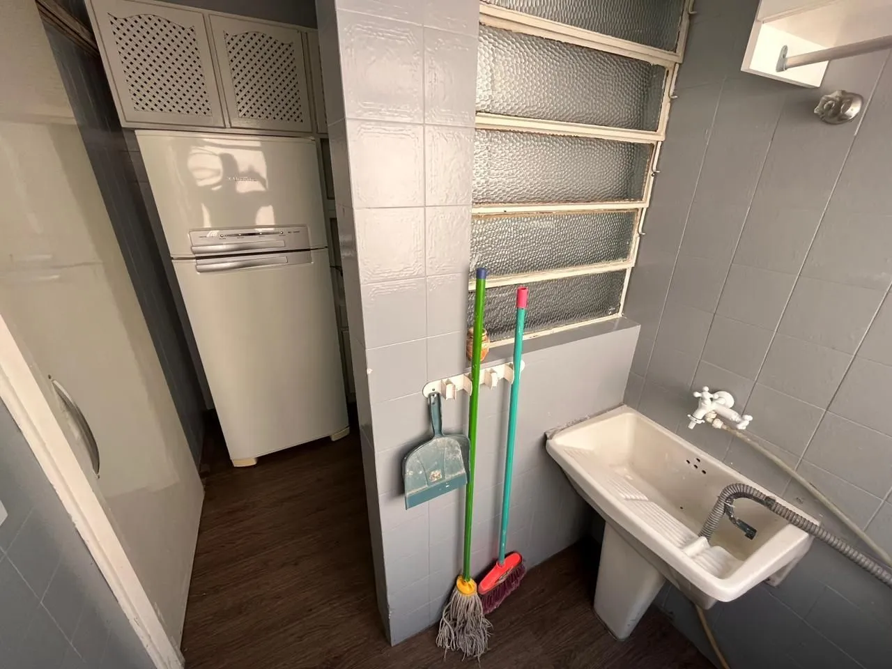 Imagem Apartamento de dois quartos e uma vaga de garagem no bairro Petrópolis em POA/RS