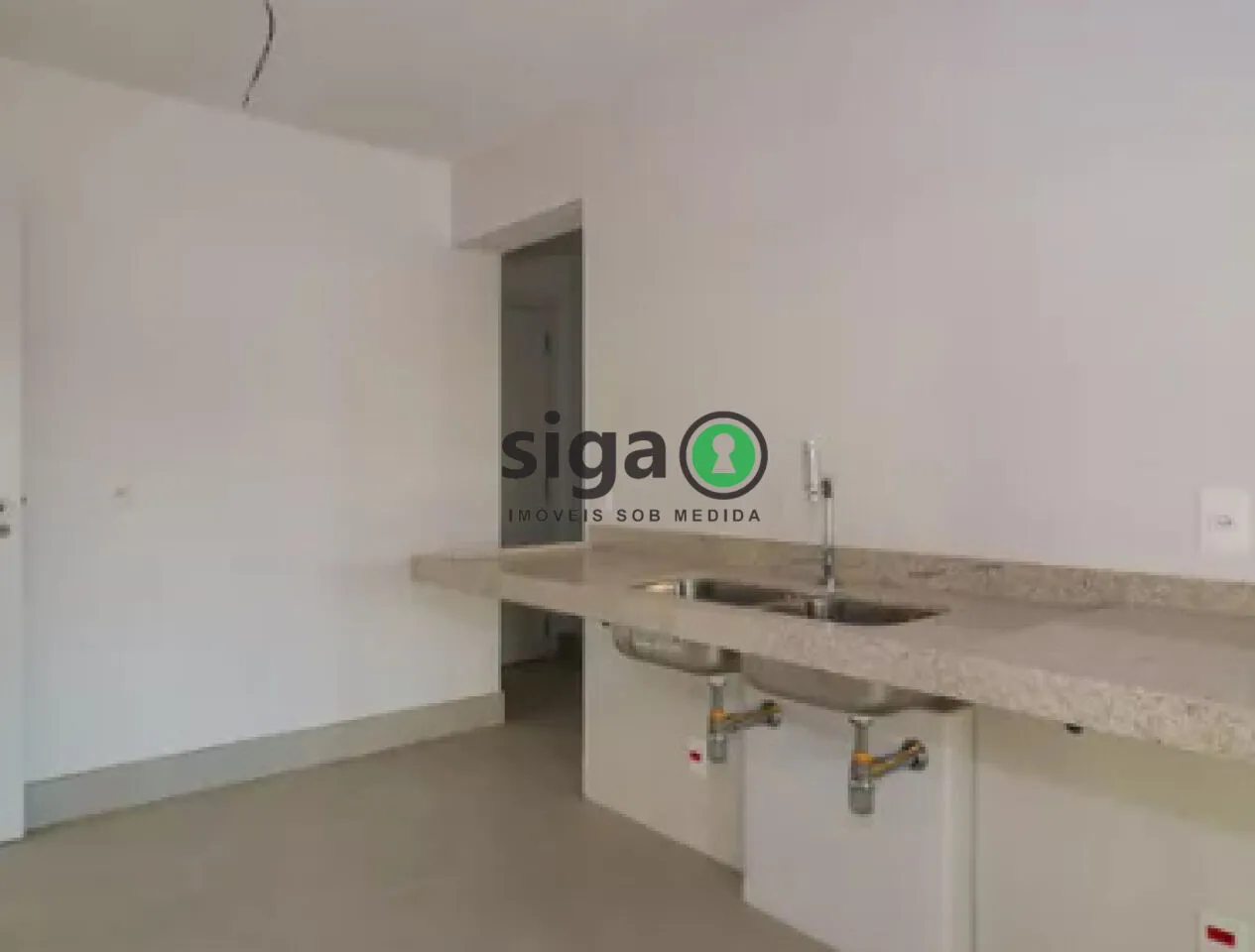 Imagem Apartamento com 230m2, 4 quartos e 4 vagas, à venda no Jardim Guedala