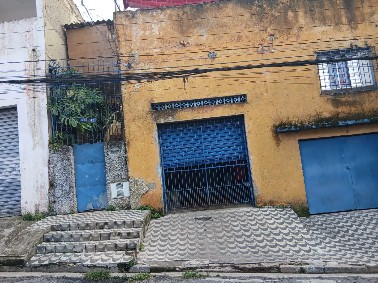 Imagem VENDO 03 CASAS NO MESMO TERRENO NO BAIRRO JARDIM SELMA!