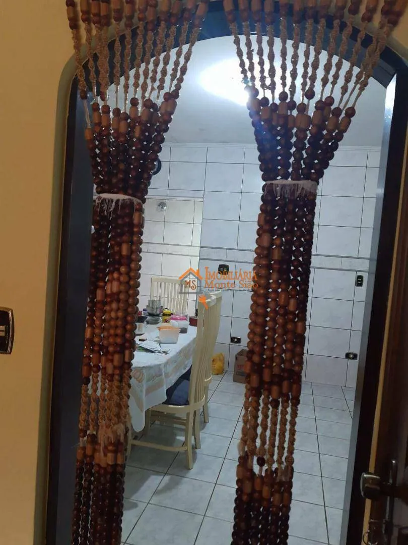 Imagem Sobrado com 3 dormitórios à venda por R$ 649.000,00 - Vila Carmela I - Guarulhos/SP