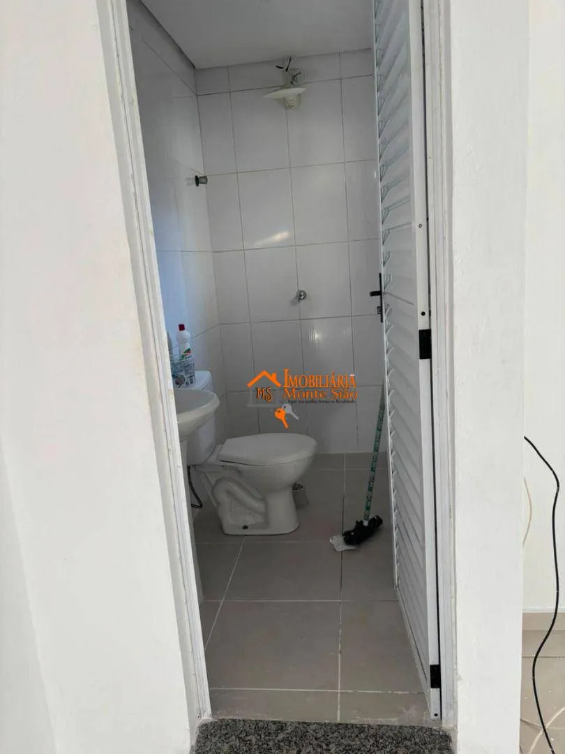 Imagem Casa com 1 dormitório para alugar, 30 m² por R$ 1.250,00/mês - Cidade Brasil - Guarulhos/SP