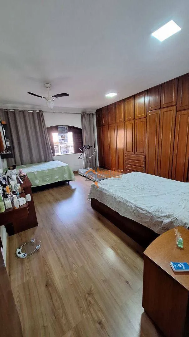 Imagem Sobrado com 4 dormitórios à venda, 255 m² por R$ 1.100.000,00 - Jardim Cumbica - Guarulhos/SP