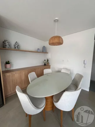 Imagem Sobrado Duplex na Praia dos Amores: Conforto e Sofisticação!