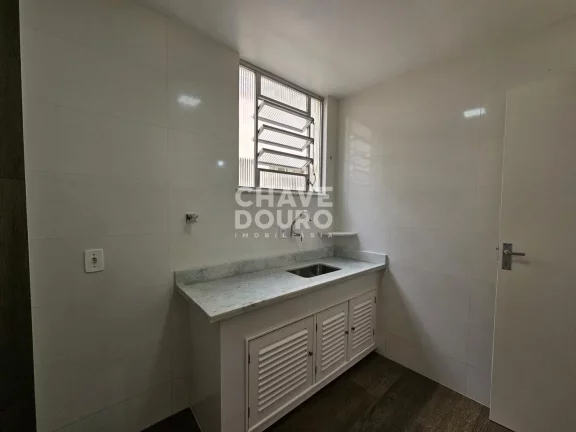 Imagem Apartamento de 1 quarto + 1 dependência próximo à Faculdade totalmente reformado!
