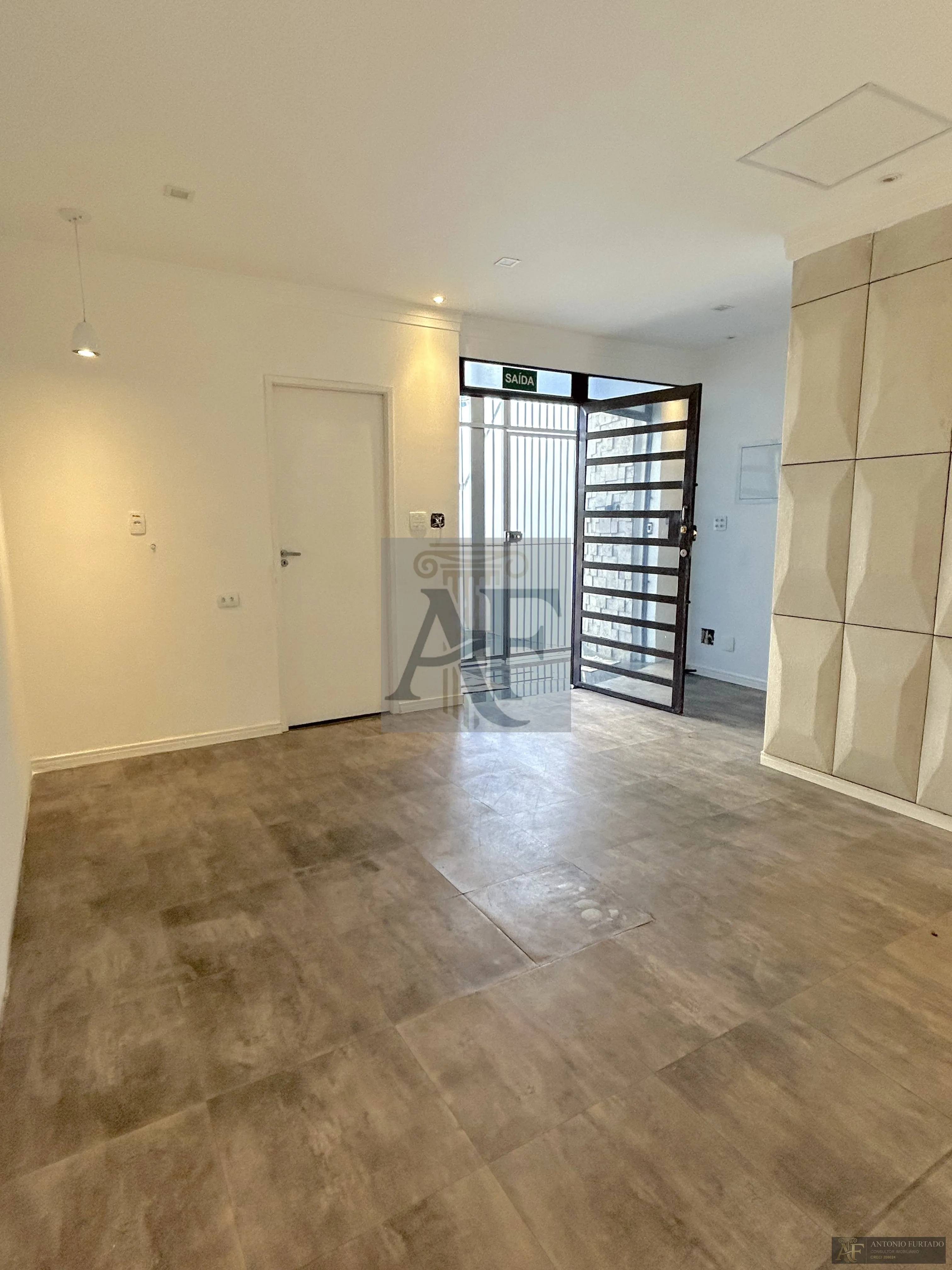 Imagem Comercial para alugar em Jardim Avelino, São Paulo