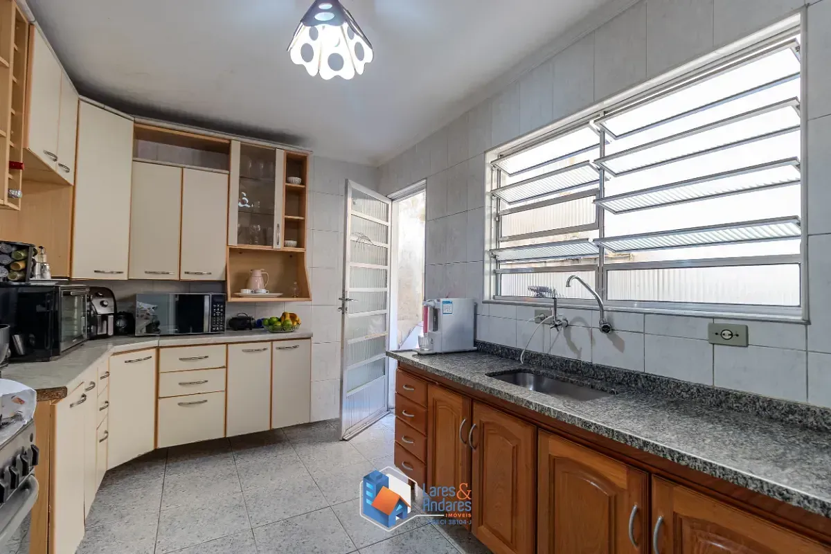 Imagem Sobrado para venda em Parque das Árvores com 3 quartos, 180m²