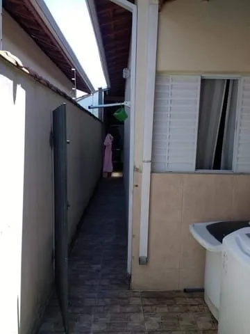 Imagem Casa à venda 2 Quartos, 1 Suite, 2 Vagas, 125M², Conjunto Residencial Araretama, Pindamonhangaba - SP