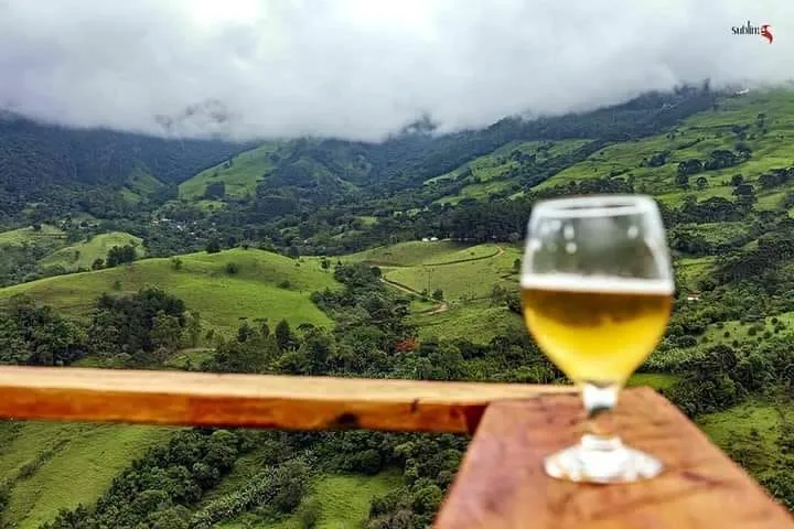 Imagem Chácara à venda 9 Quartos, 9 Suites, 10 Vagas, 20000M², Zona Rural, Guaratinguetá - SP