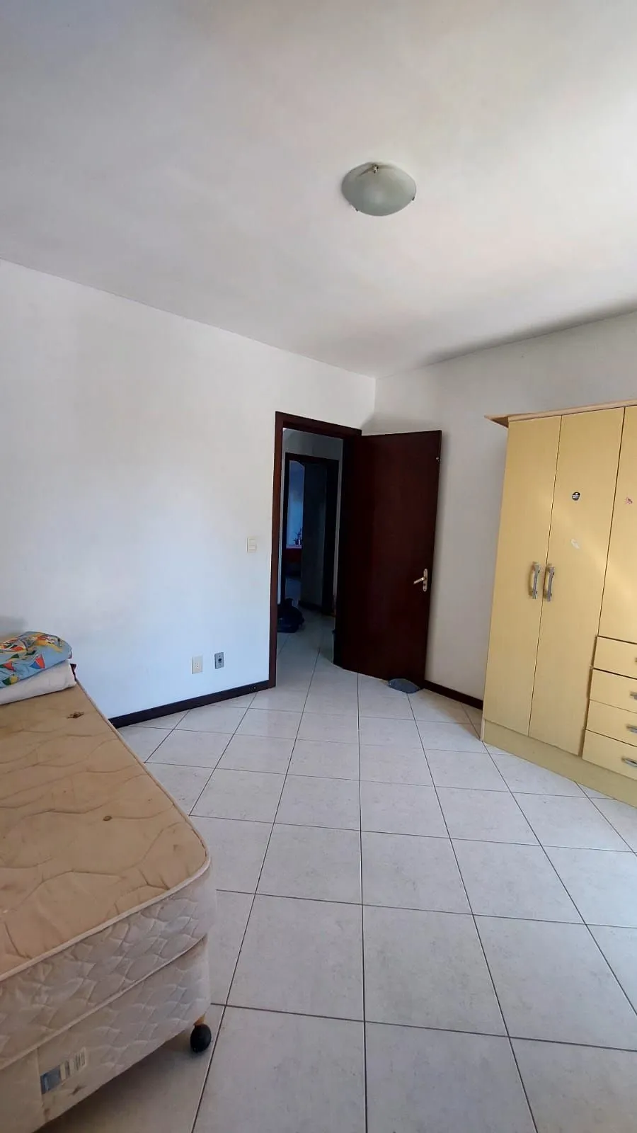 Imagem Casa no bairro Vila Nova - 4 dormitórios, Sendo 1 Suíte