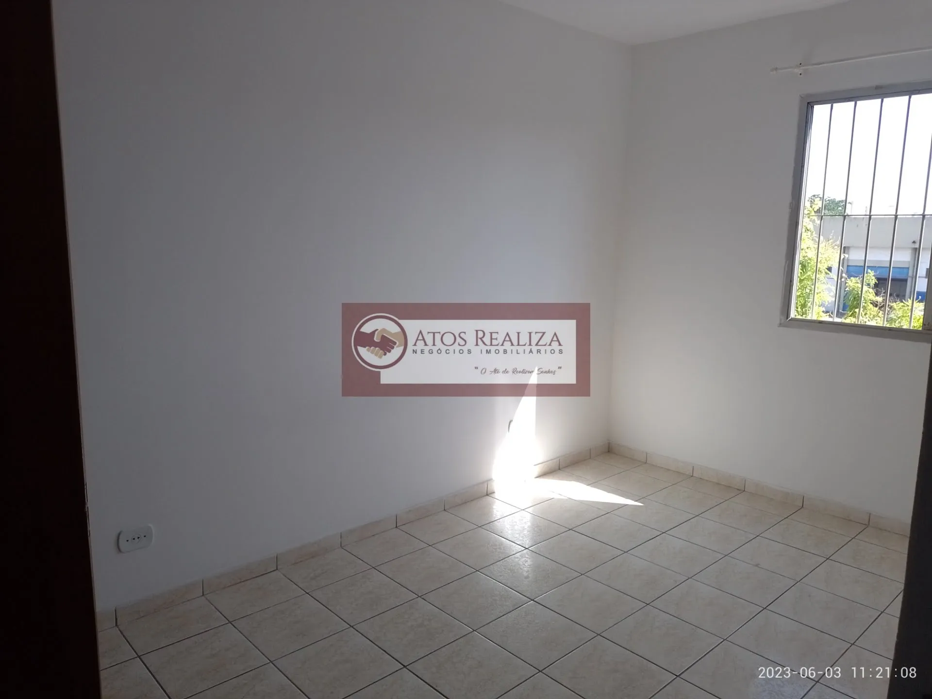 Imagem Aluga Apartamento com 2 Dormitórios em Socorro - São Paulo