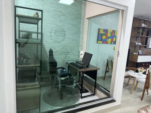 Imagem Sobrado Alto Padrão em Localização Privilegiada 350 m² 4 Dormitorios