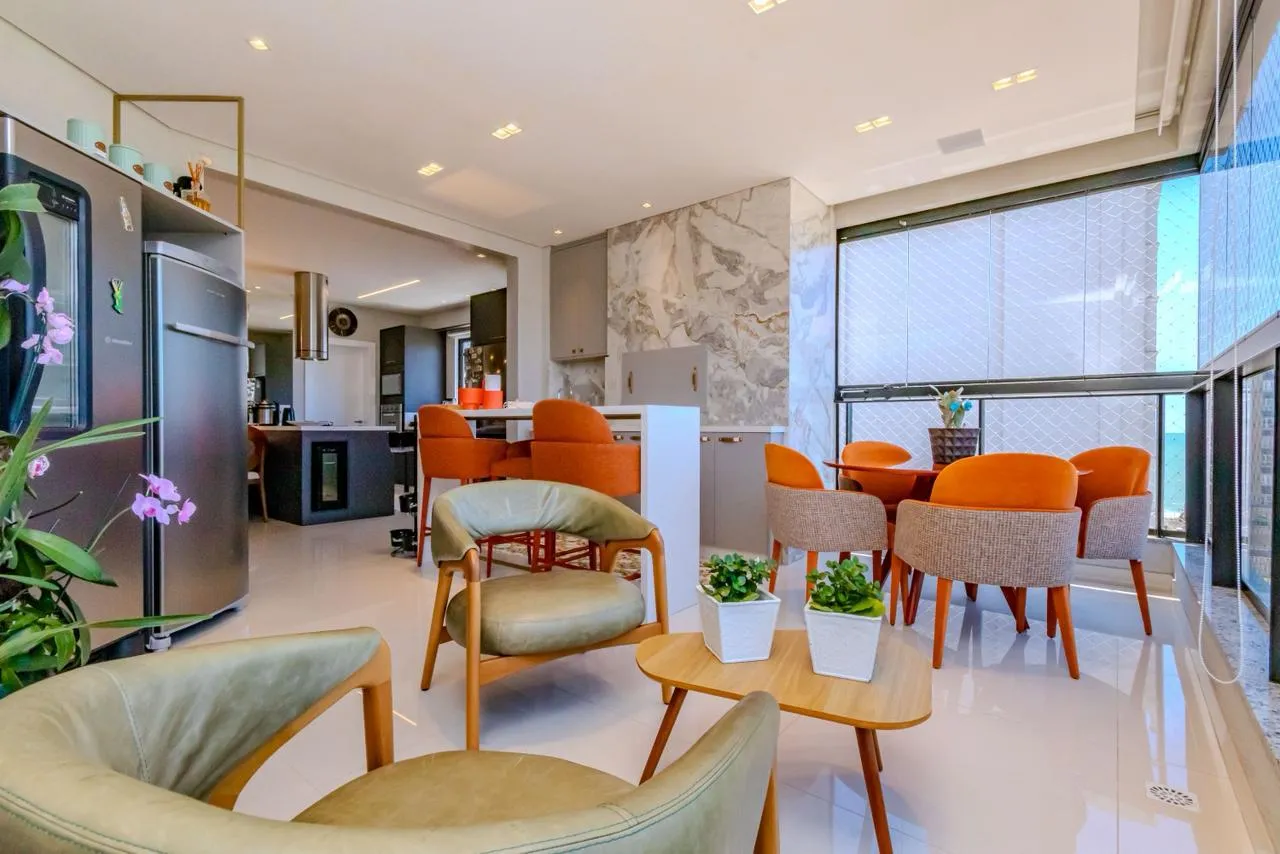 Imagem Apartamento com vista para o mar à venda com 200m2 por R$ 5.500.000,00