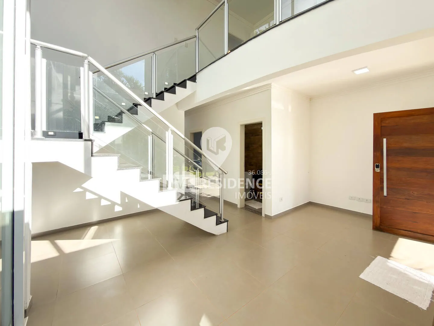 Imagem Casa de Luxo no Condomínio Sete Lagos em Itatiba com 4 Quartos e Lazer