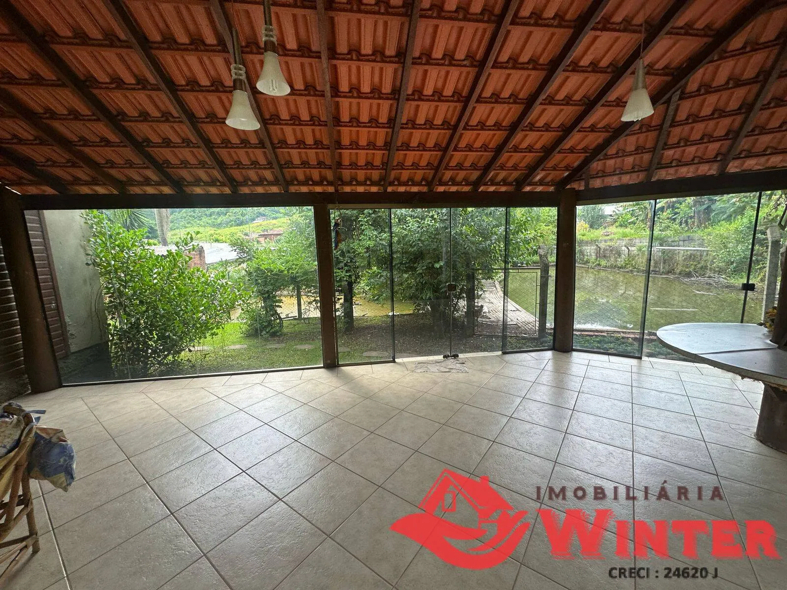 Imagem Oportunidade de casa com 2 dormitórios no São Roque.
