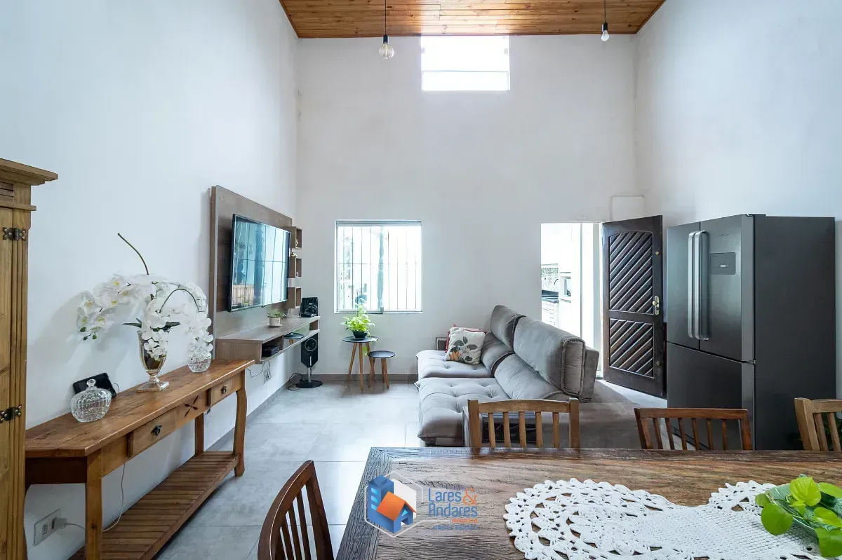 Imagem Sobrado para venda em Freguesia do Ó com 4 quartos, sendo 2 suítes, 246m²