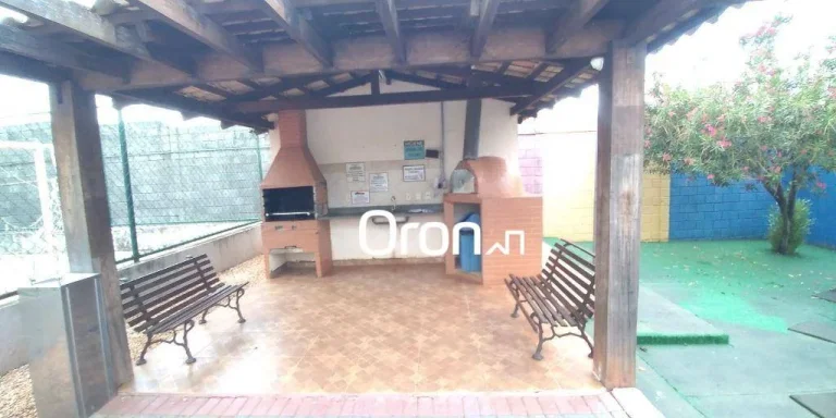 Imagem Sobrado à venda, 82 m² por R$ 320.000,00 - Condomínio São Francisco - Goiânia/GO